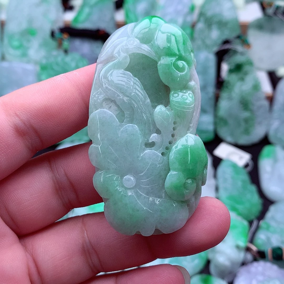 翡翠未镶嵌吊坠(不含链)