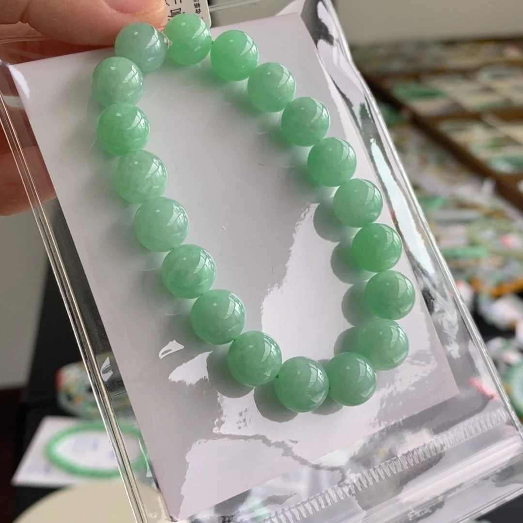 翡翠未镶嵌手链卡10