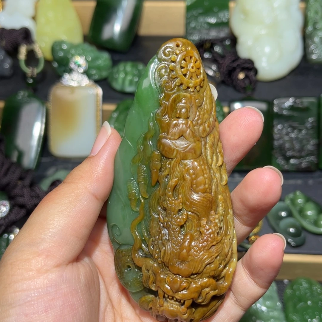 四****和田玉未镶嵌颈饰