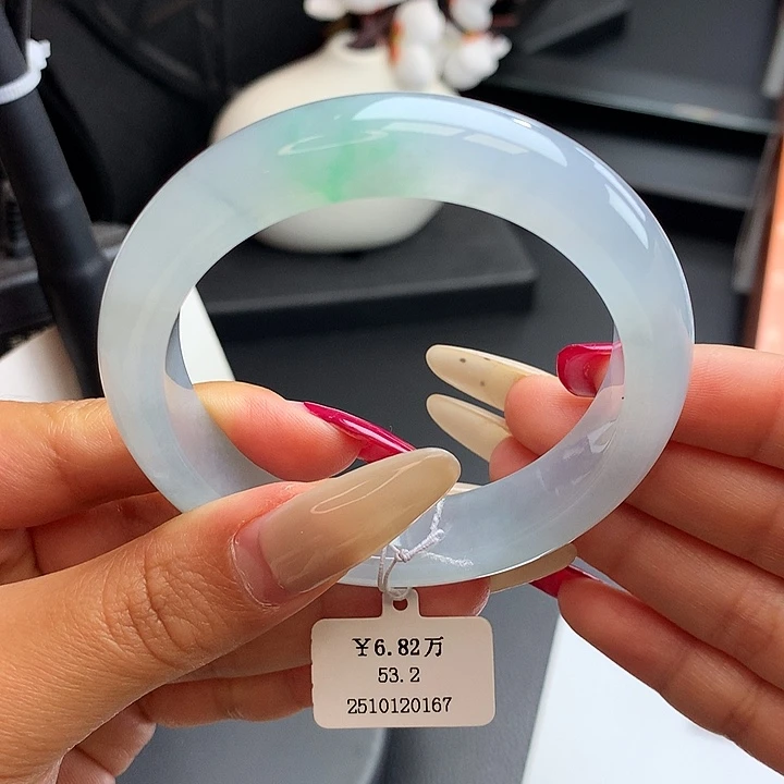 未镶嵌手镯翡翠53.2正圈冰胶金丝绿