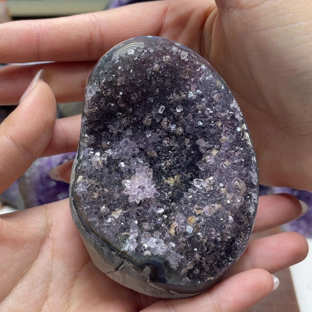 紫晶大型摆件（非配饰）未镶嵌闲**坊