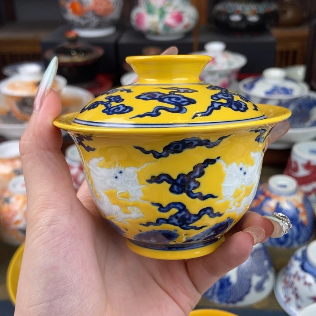 陶瓷艺术家的作品是陶瓷的