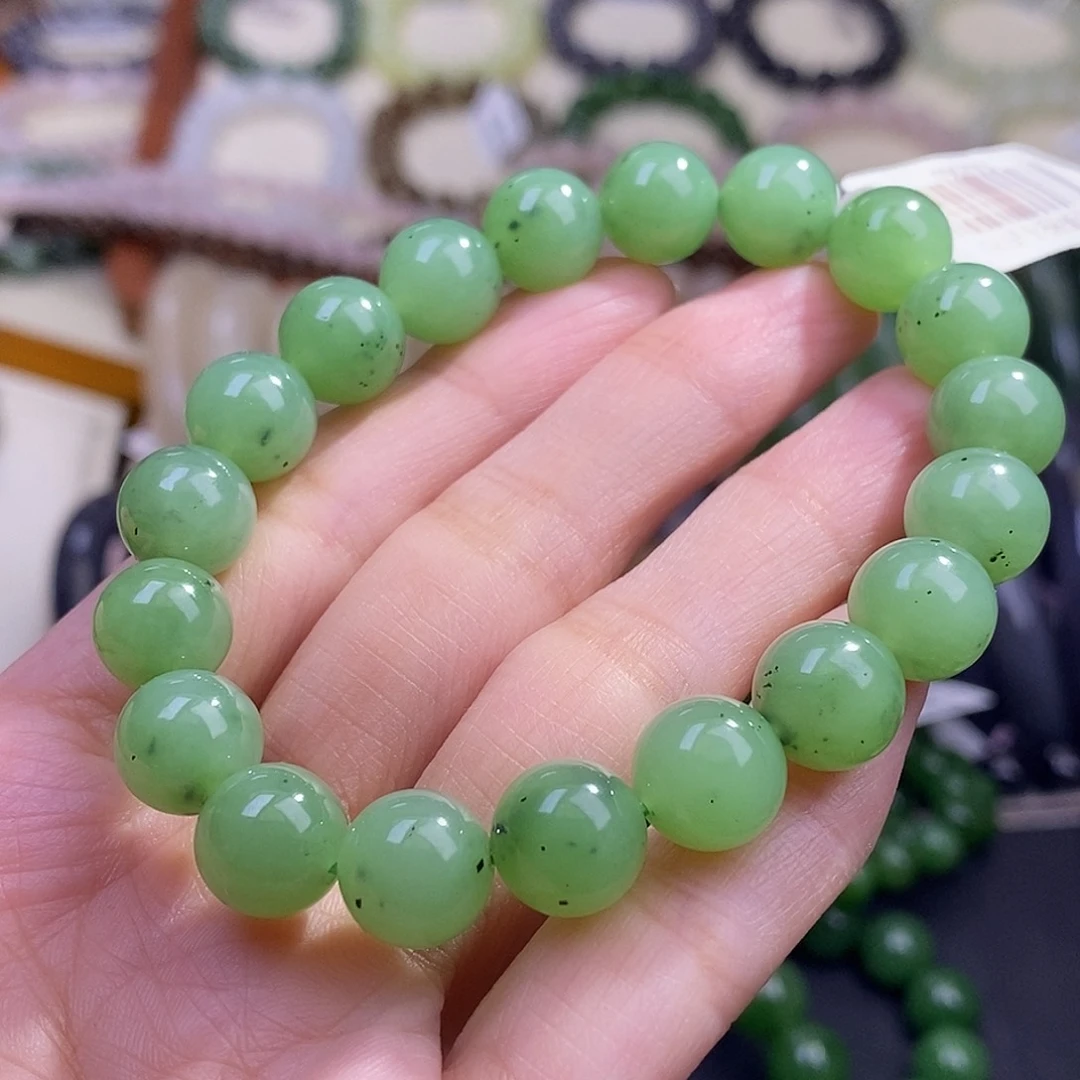 颈饰未镶嵌和田玉老矿料碧玉苹果绿手串10m