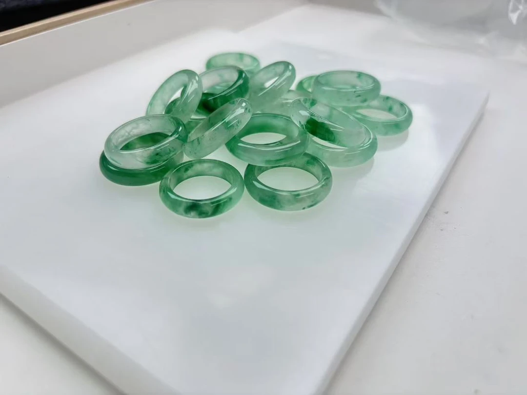 天然玉石-戒圈 多样性发其一后台联系客服备注圈口