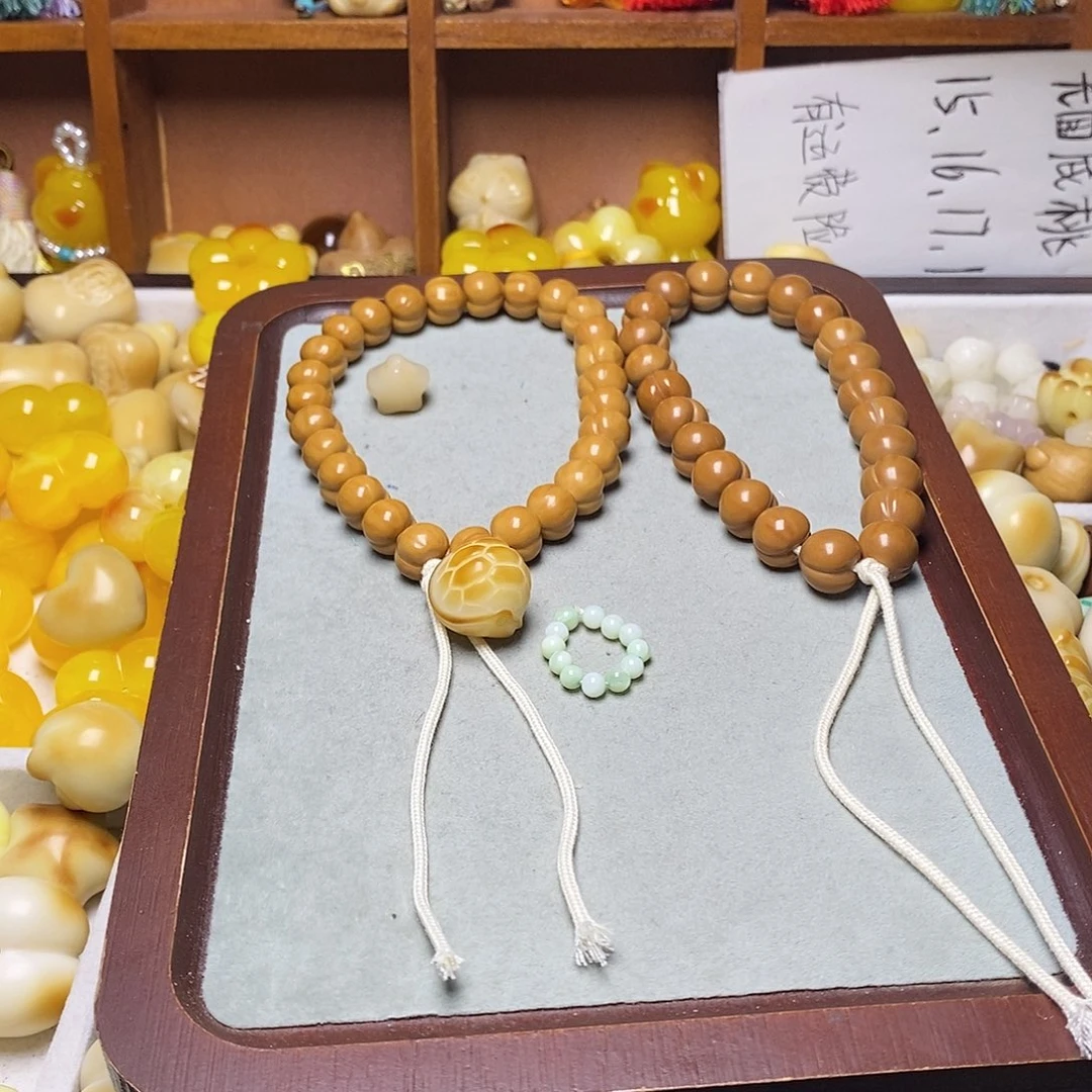 晓***'吊坠猴头核桃富甲