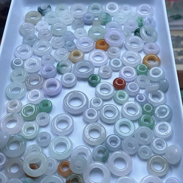 吊坠(不含链)未镶嵌翡翠一个20