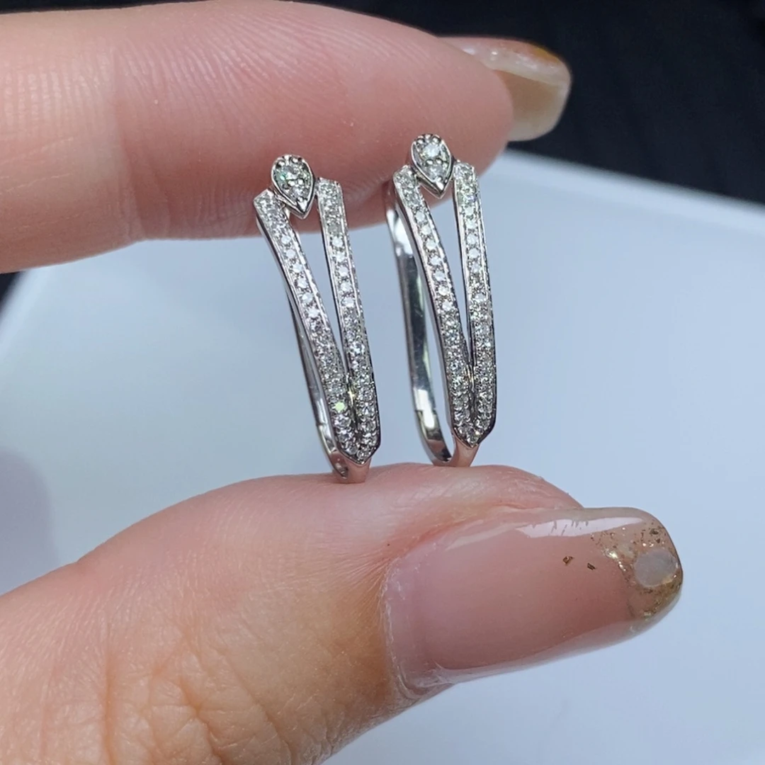 耳饰18K金镶嵌钻石设计款耳扣（搭配福贝、双环、甜甜圈）