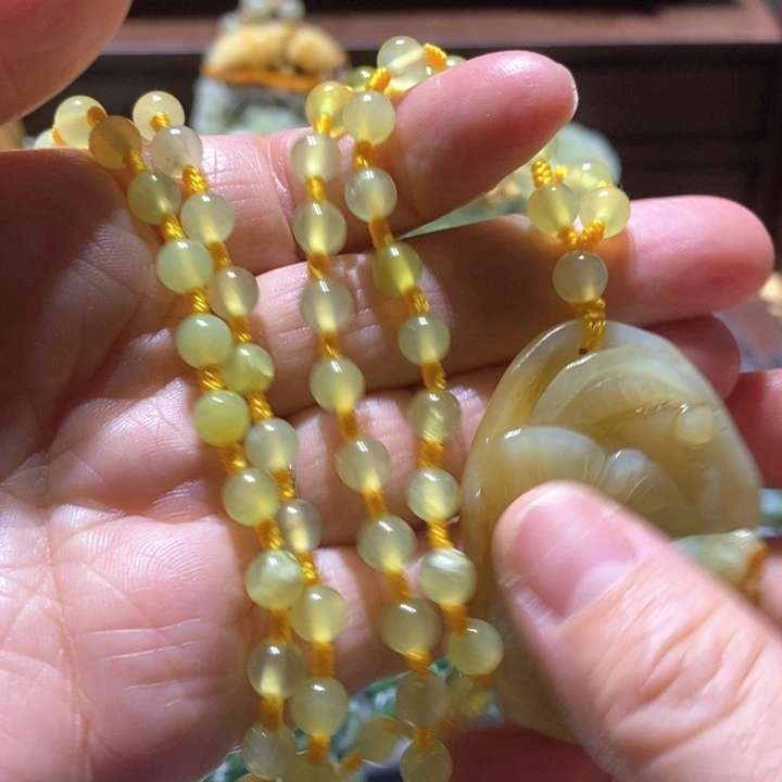 岫玉毛衣链未镶嵌