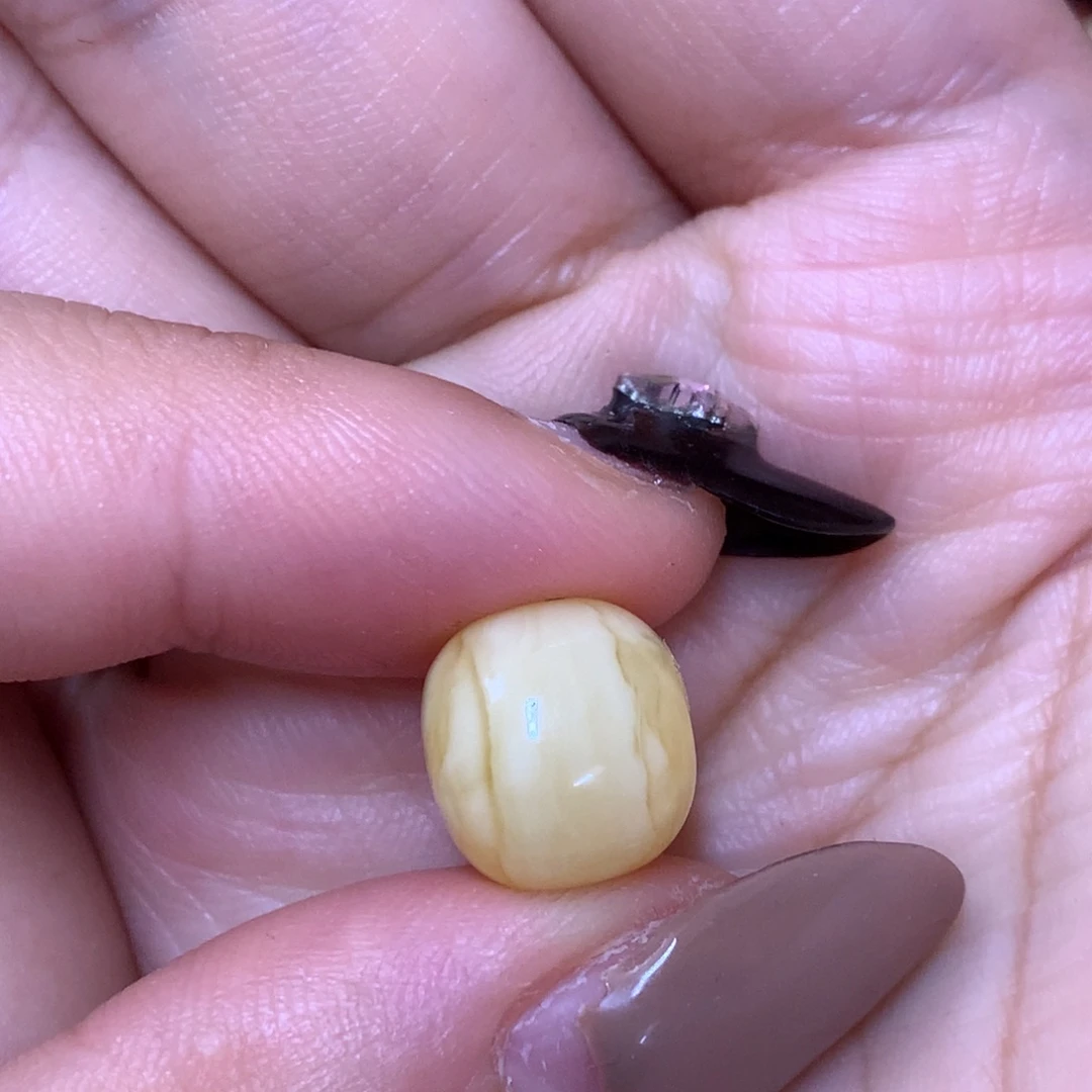 琥珀未镶嵌裸石蜜蜡12