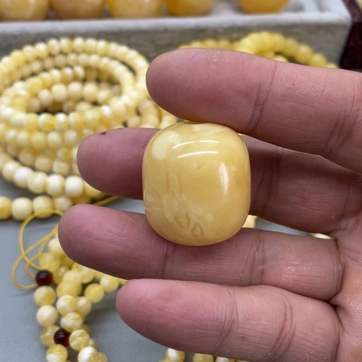 琥珀未镶嵌裸石桶珠