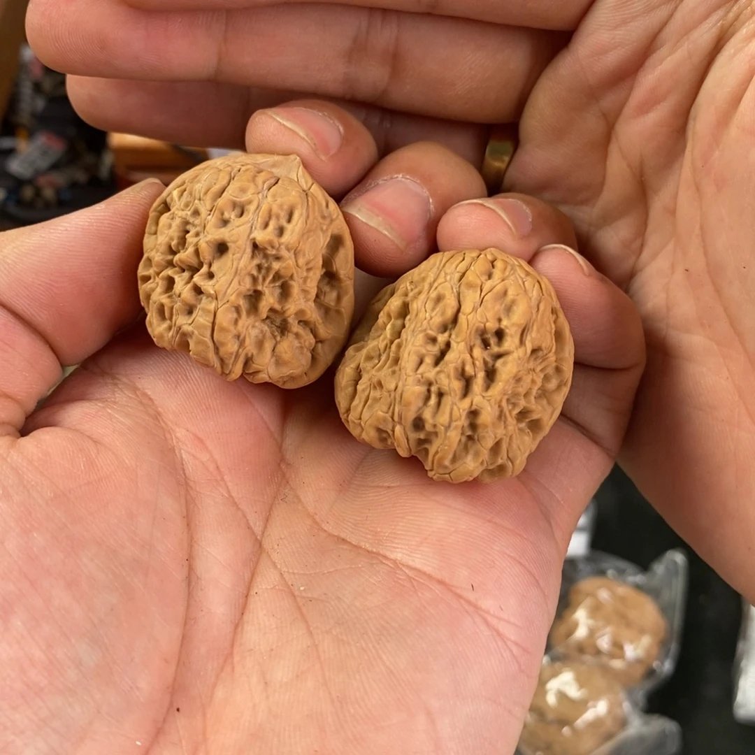 文玩核桃吊坠噜啦啦噜啦啦噜啦啦噜啦啦