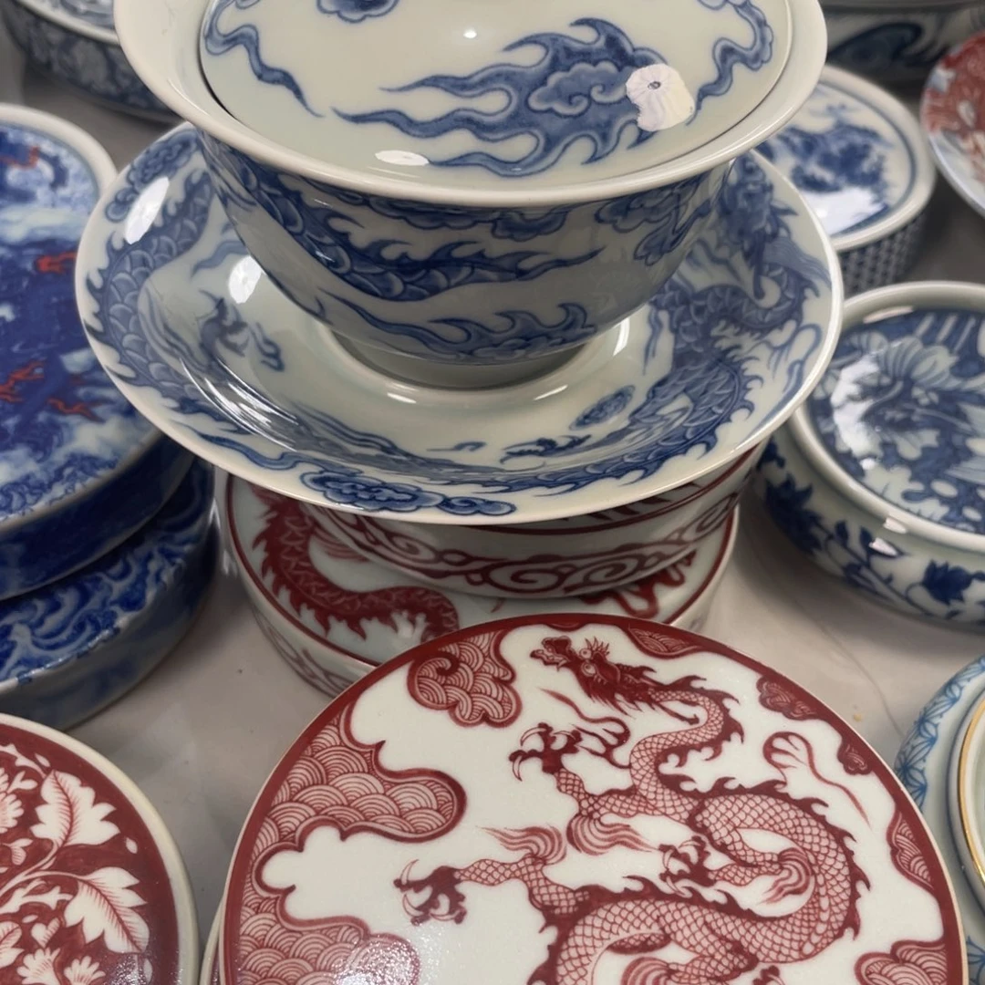 瓷片景德镇青花铠甲龙三才元宝盖碗