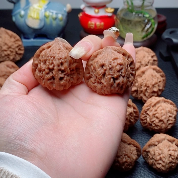 把件文玩核桃平谷凹底38