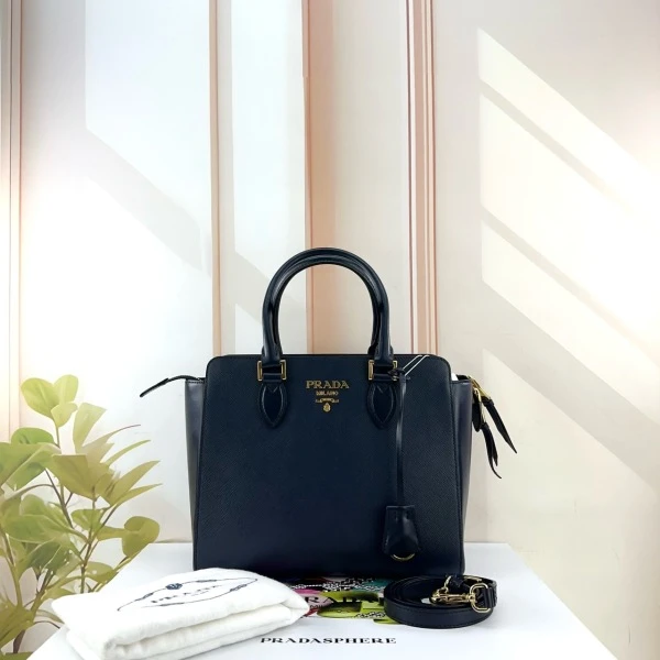 普拉达/包包/95新/26*9*21/C537834366