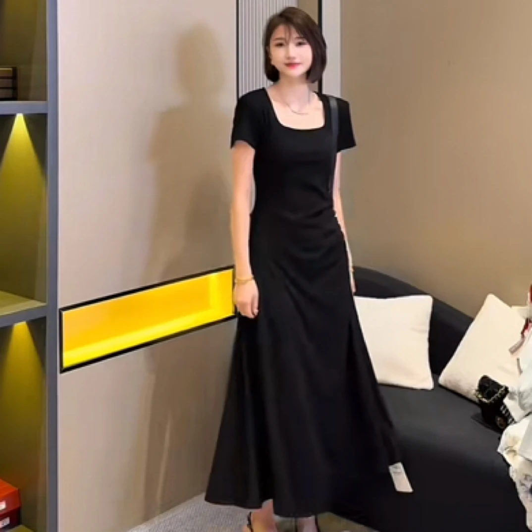 新款气质蕾丝长款连衣裙2507