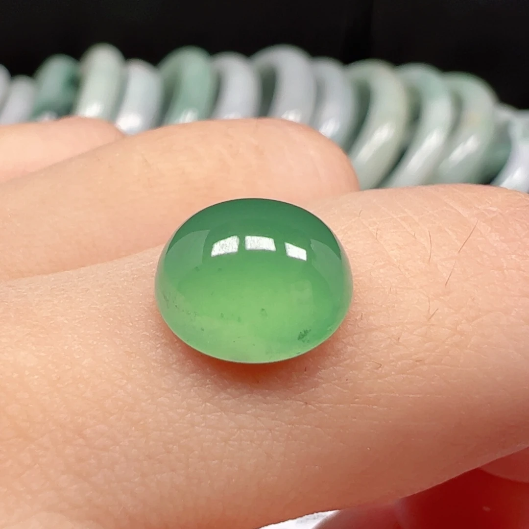 翡翠未镶嵌耳饰蛋面