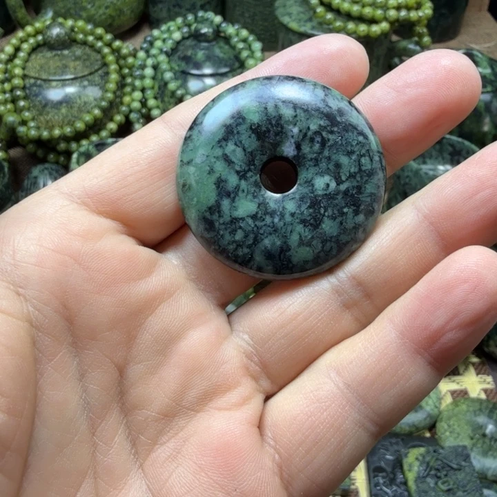 蛇纹石玉未镶嵌药王石能量养生产品