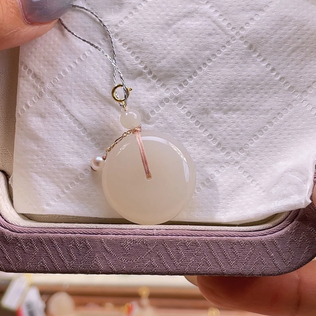 和田玉18K金镶嵌吊坠(不含链)