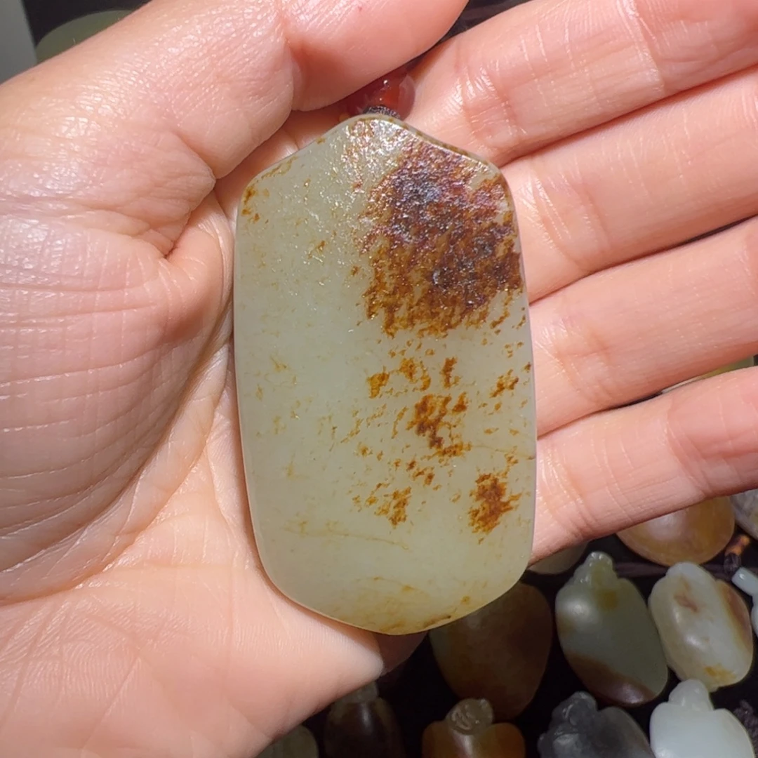 静***流和田玉未镶嵌颈饰