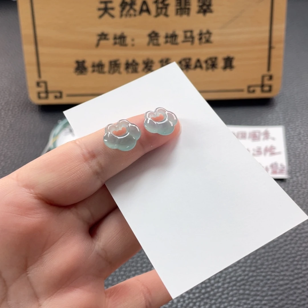 【闪购商品】散珠翡翠如意锁多样性一件发特价买断不退换