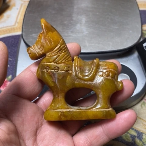 q w er t y ui o p