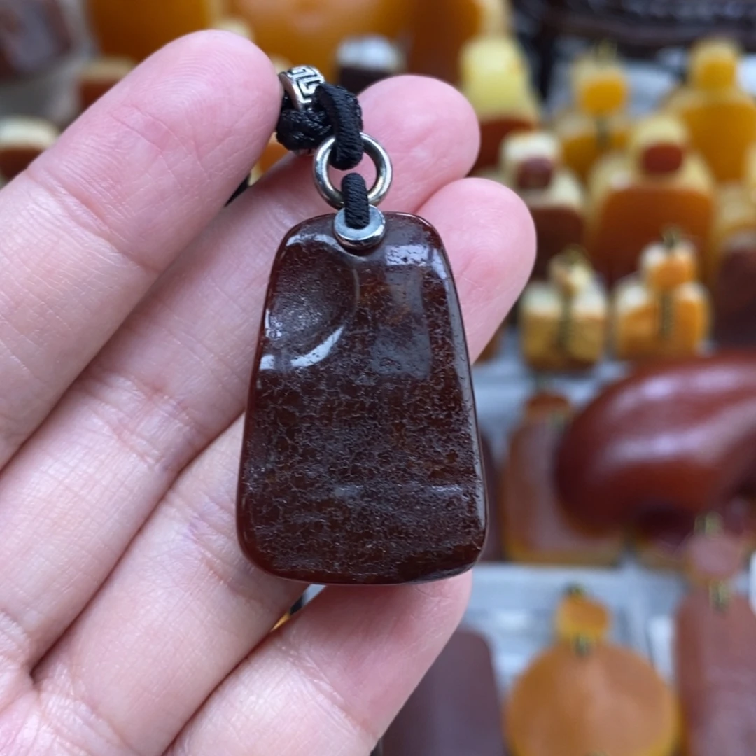 蜜蜡未镶嵌珠宝奇石