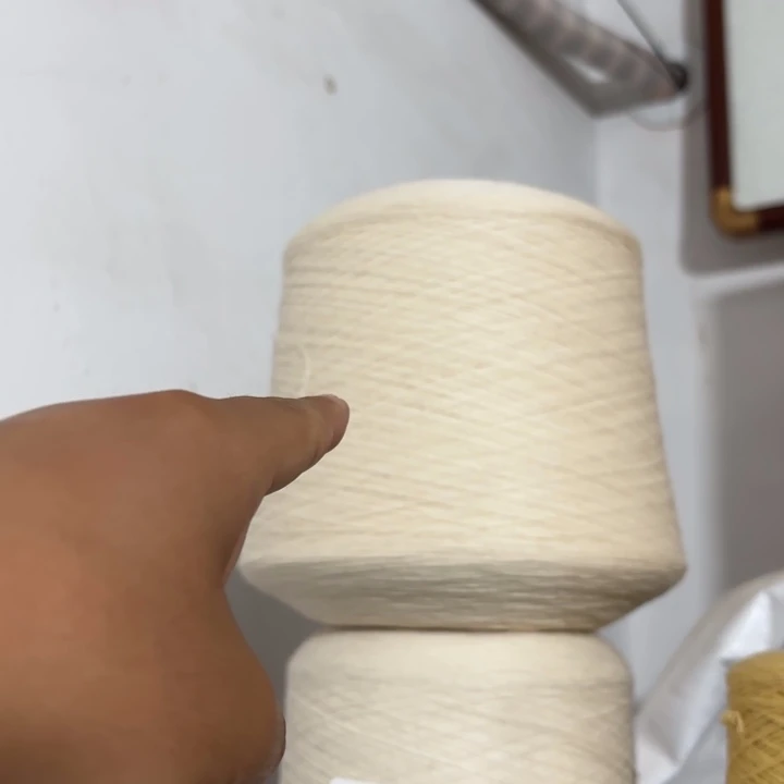 羊毛纯羊毛珍珠白，1.1斤