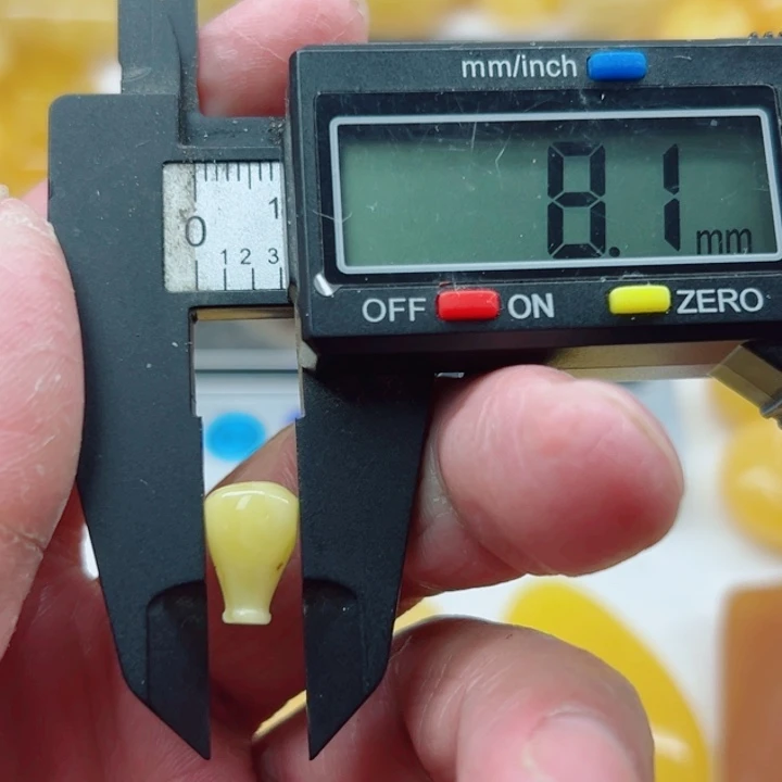 琥珀（矿物珀）未镶嵌裸石