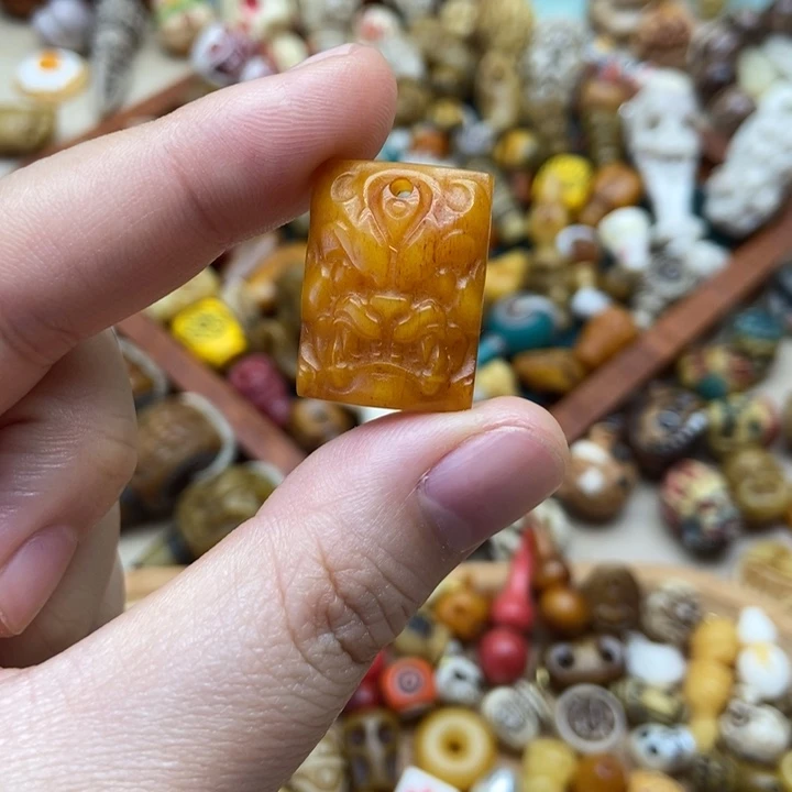 其他驼骨兽面配饰