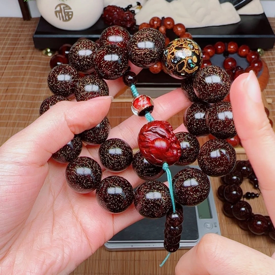 檀香紫檀(小叶紫檀)Q8W。