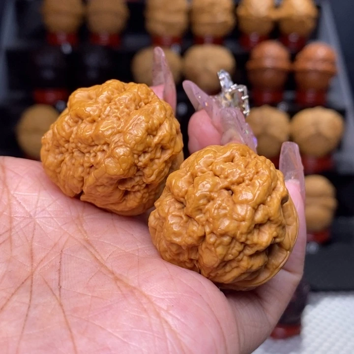 文玩核桃把件血舍利46号