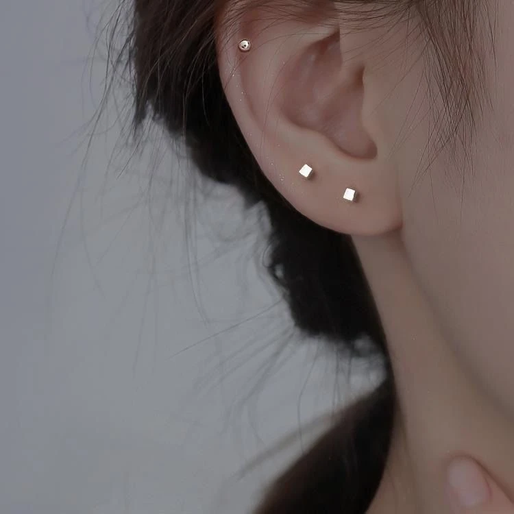 铜合金耳饰 小方块珠珠耳钉女圆珠养耳洞耳骨钉耳环睡觉免摘立体