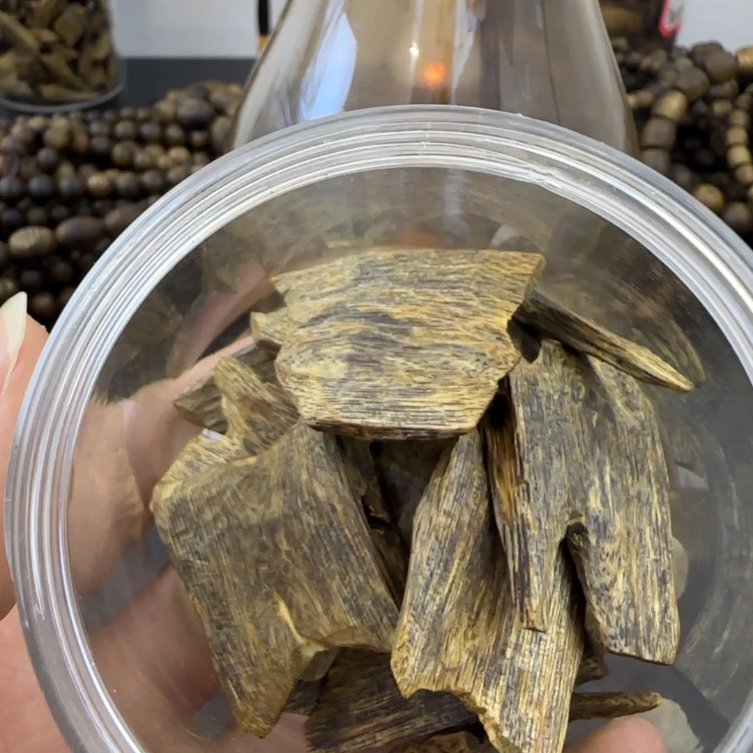 沉香沉香碎屑➕沉香块料