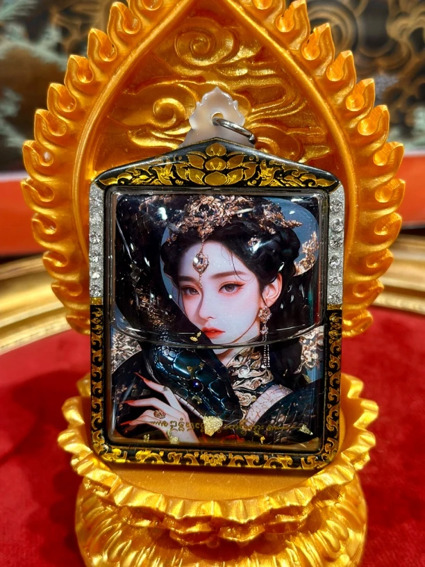 黑蛇皇后泰泰饰品摆件