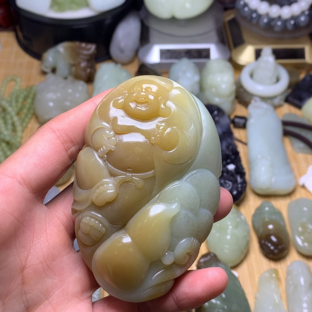 和田玉把件未镶嵌布***三