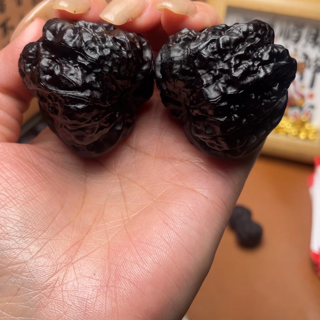 核桃地闷文玩手把件蛤蟆头7