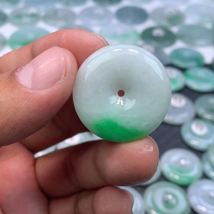 翡翠未镶嵌颈饰缅甸天然A货翡翠29.3-6.0