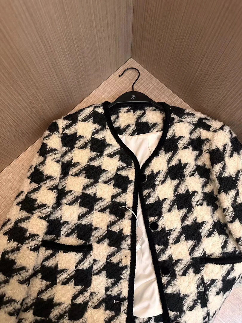 【WEN内购会】休闲时尚黑白格气质小香短款外套WWW0176