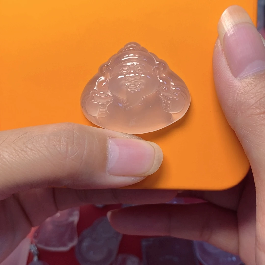 石英质玉未镶嵌颈饰