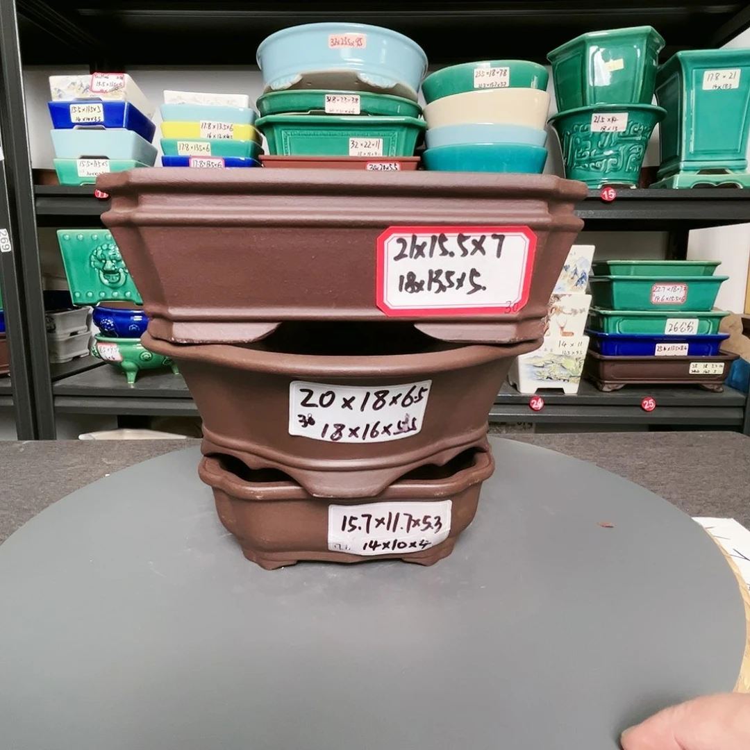 红陶紫砂花盆里面