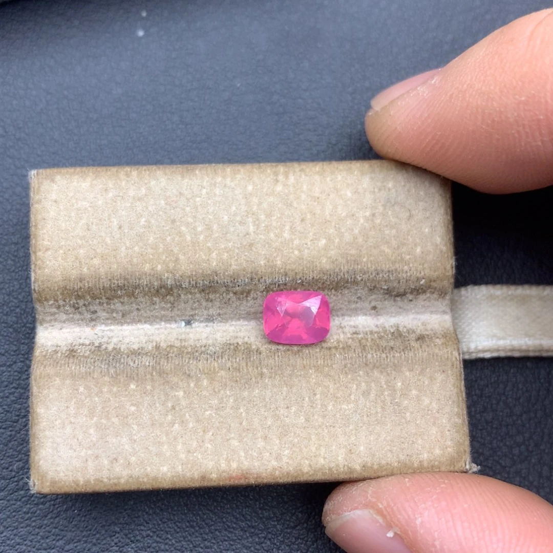 裸石尖晶石d****o1.16ct马亨盖