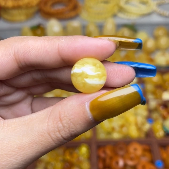 蜜蜡未镶嵌珠宝奇石-138-天然蜜蜡微瑕福利圆珠卡14+mm