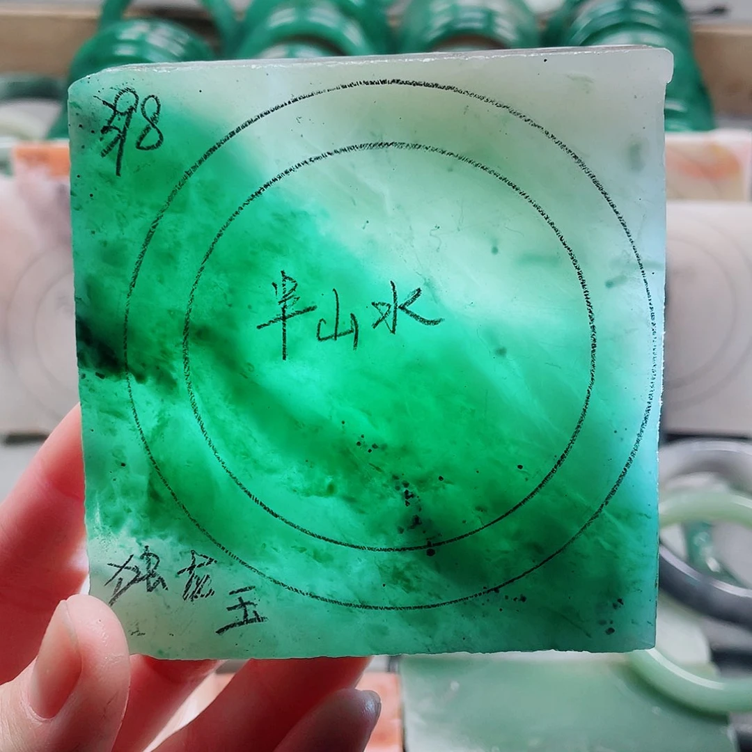 石英质玉手镯未镶嵌定制