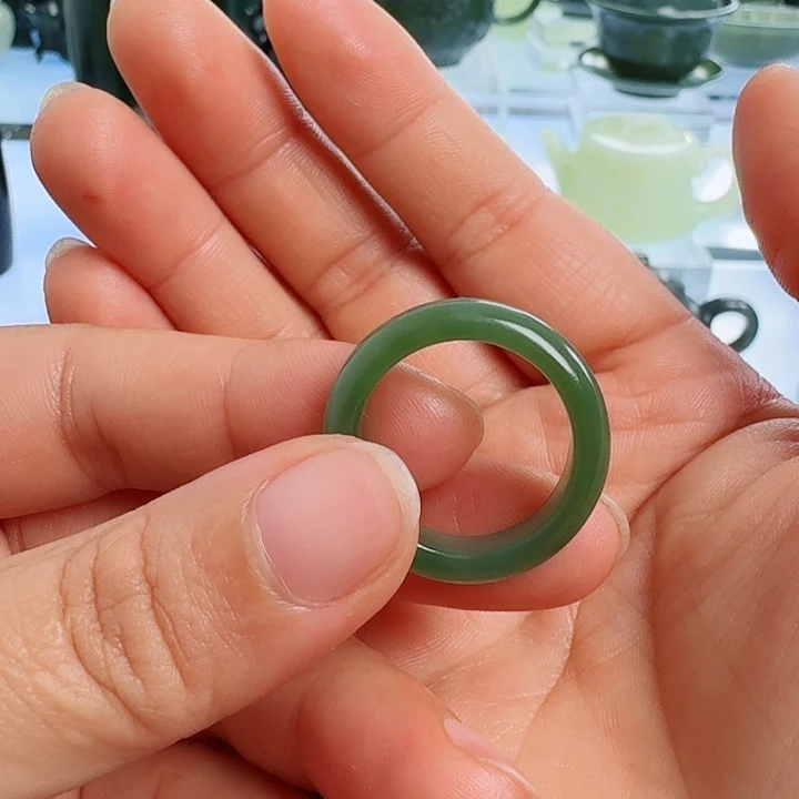 冰***灵和田玉（碧玉）未镶嵌挂件