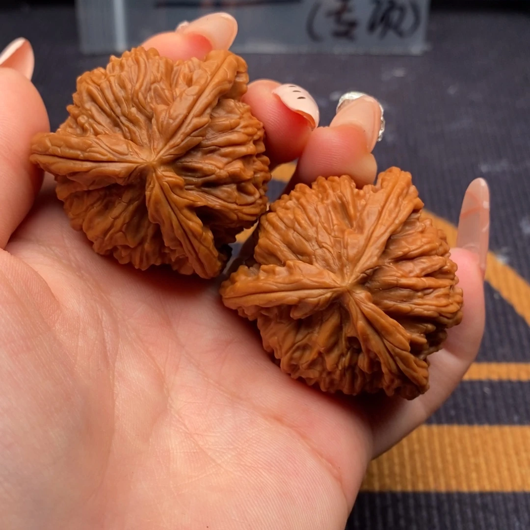 幸***乐吊坠文玩核桃白狮子