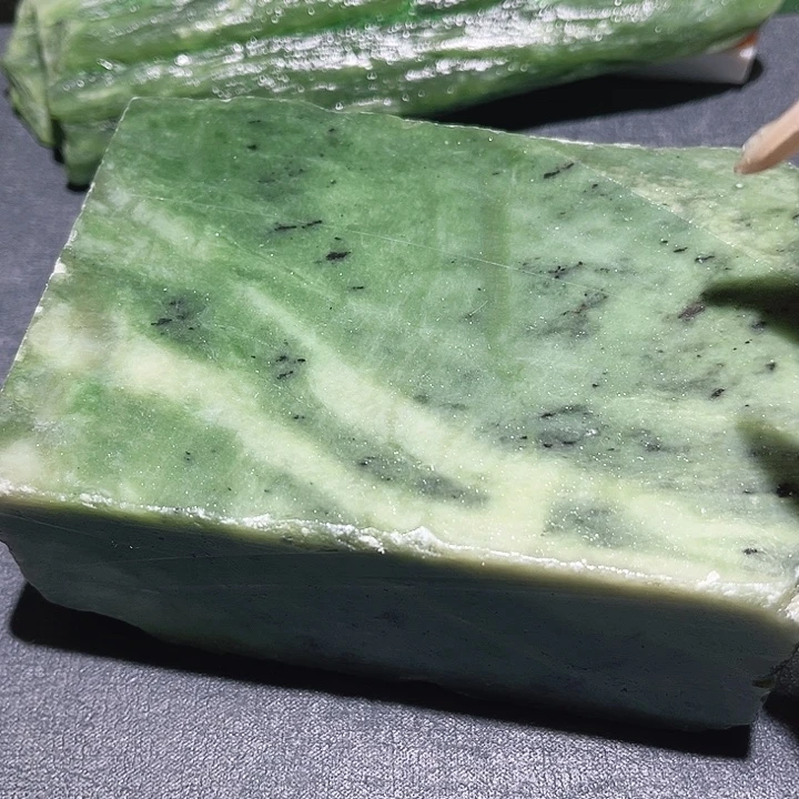 和田玉未镶嵌珠宝奇石