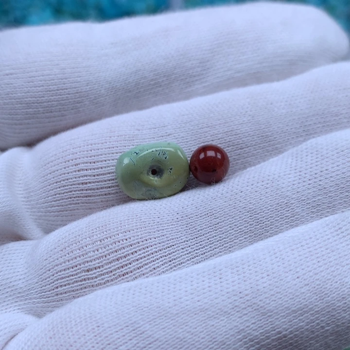 南红玛瑙未镶嵌珠宝奇石