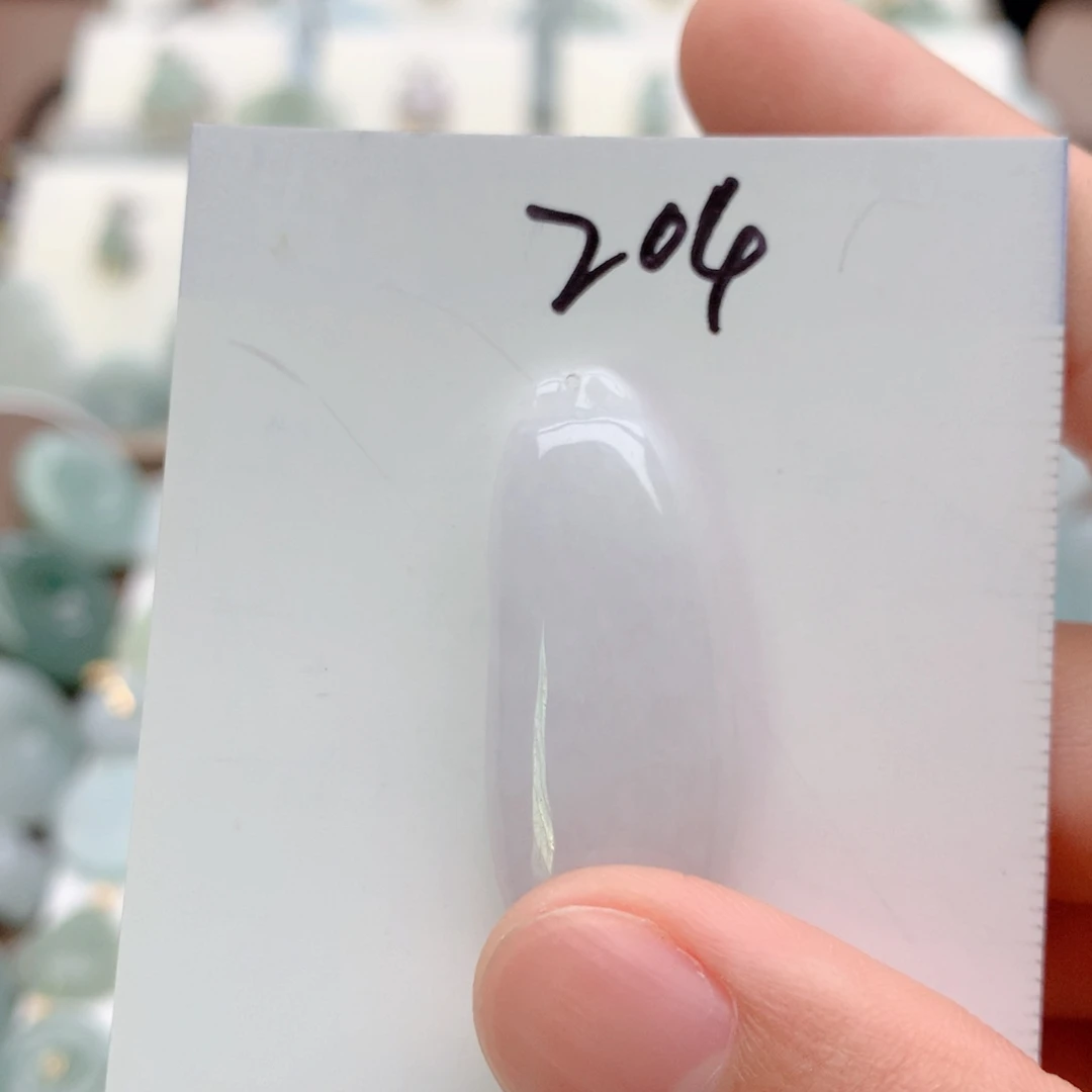 翡翠未镶嵌颈饰吊坠