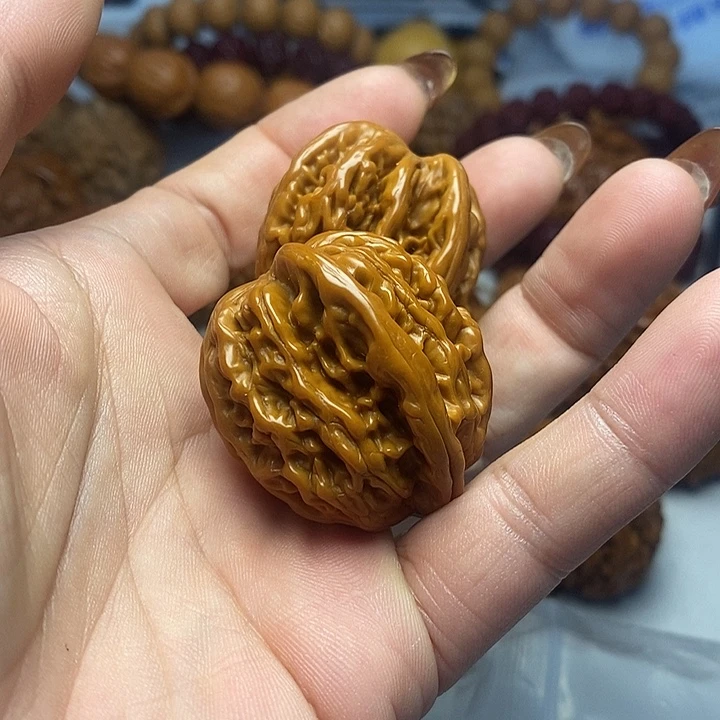 文玩核桃吊坠