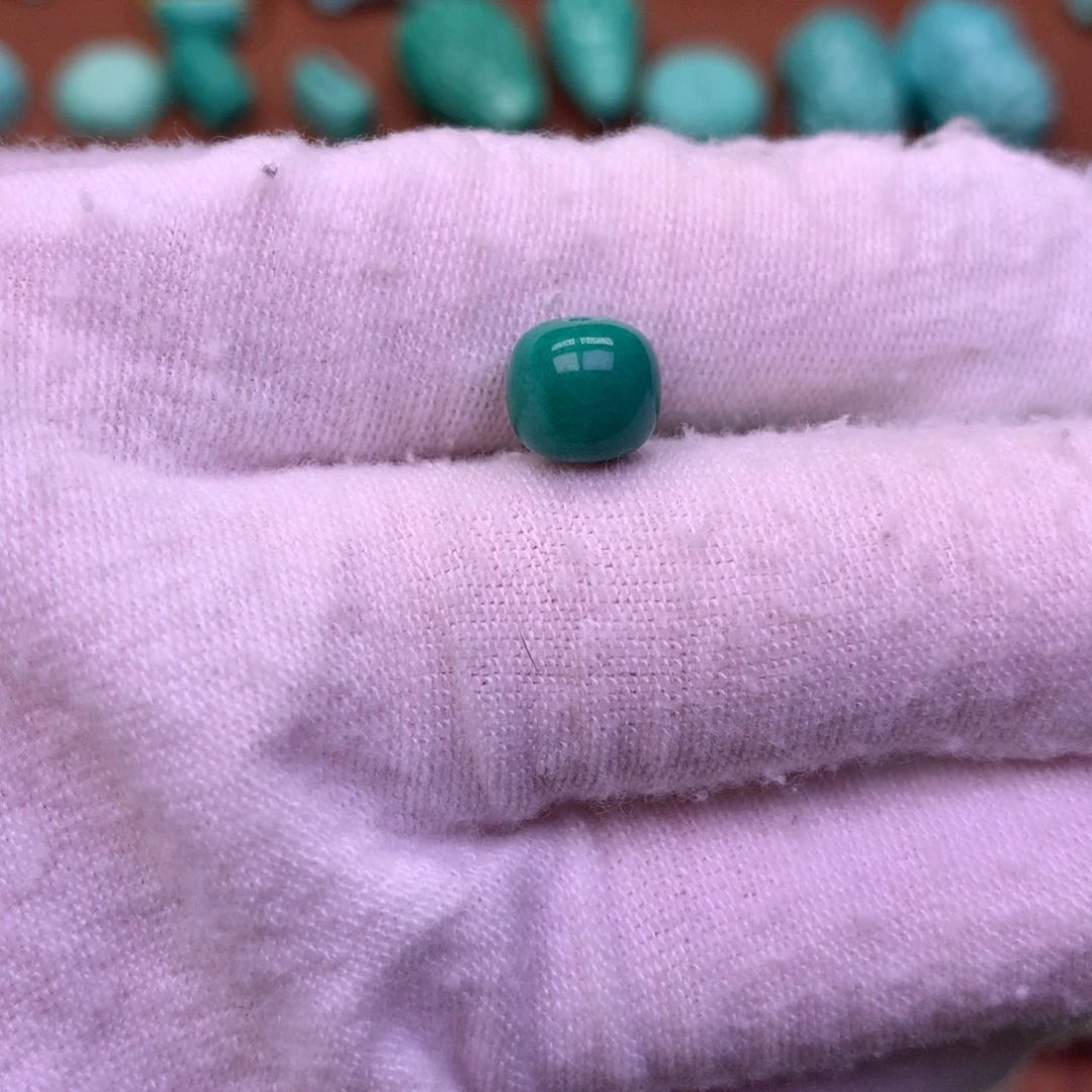 愤***d原生态散珠配珠老型深绿卡8